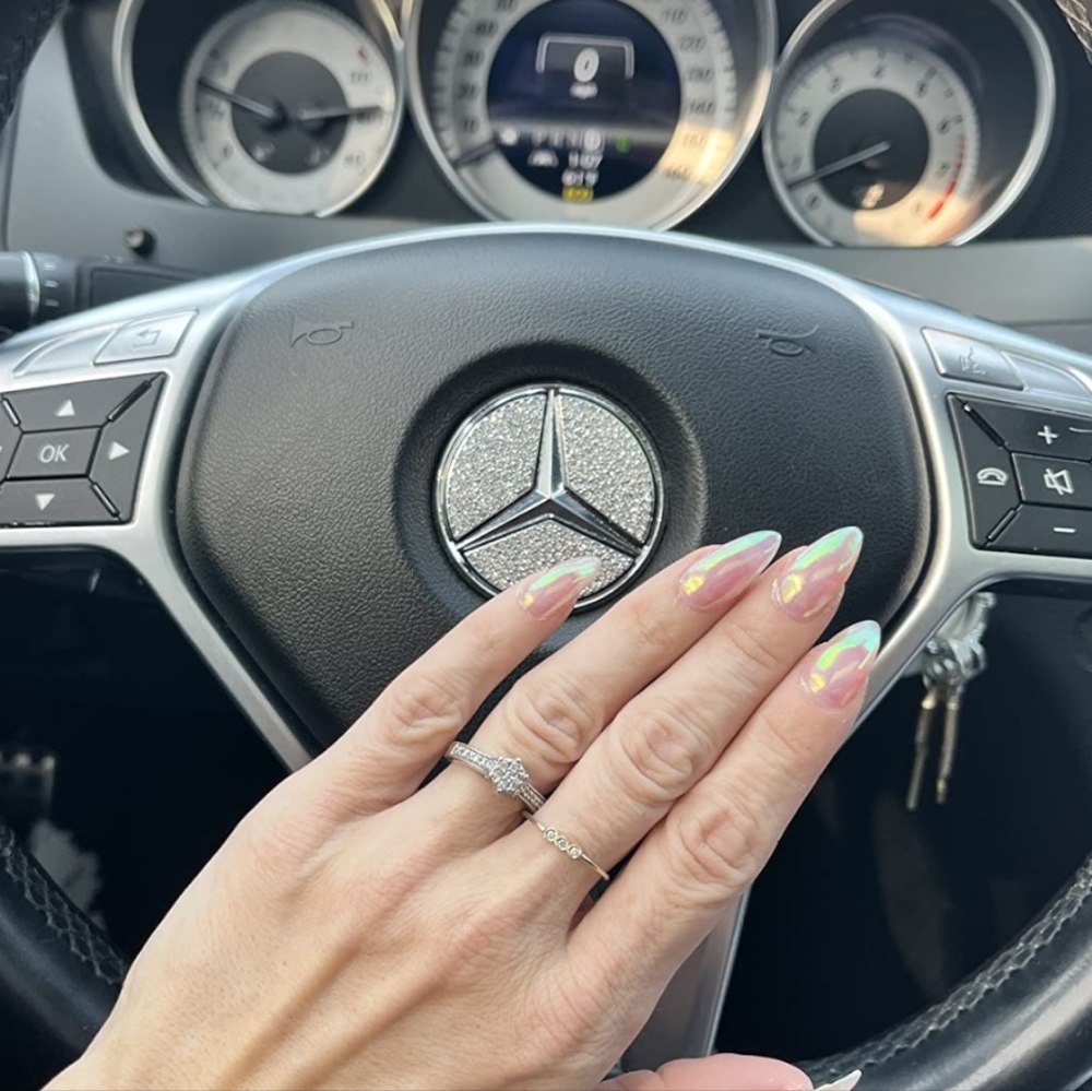Mercedes steering wheel bling emblem